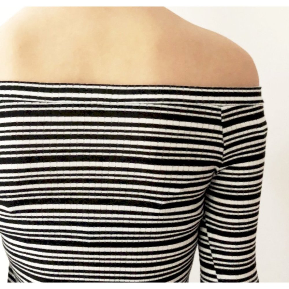 Zara Off-The-Shoulder Striped Ribbed Stretch Top S - Picture 3 of 7